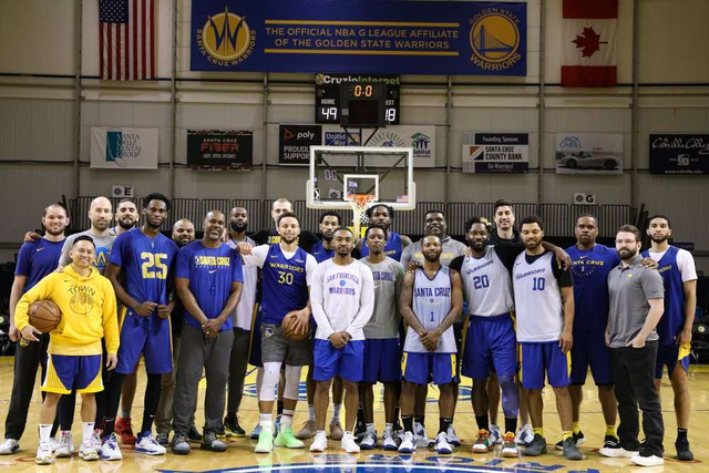 库里早年的 库里早年的