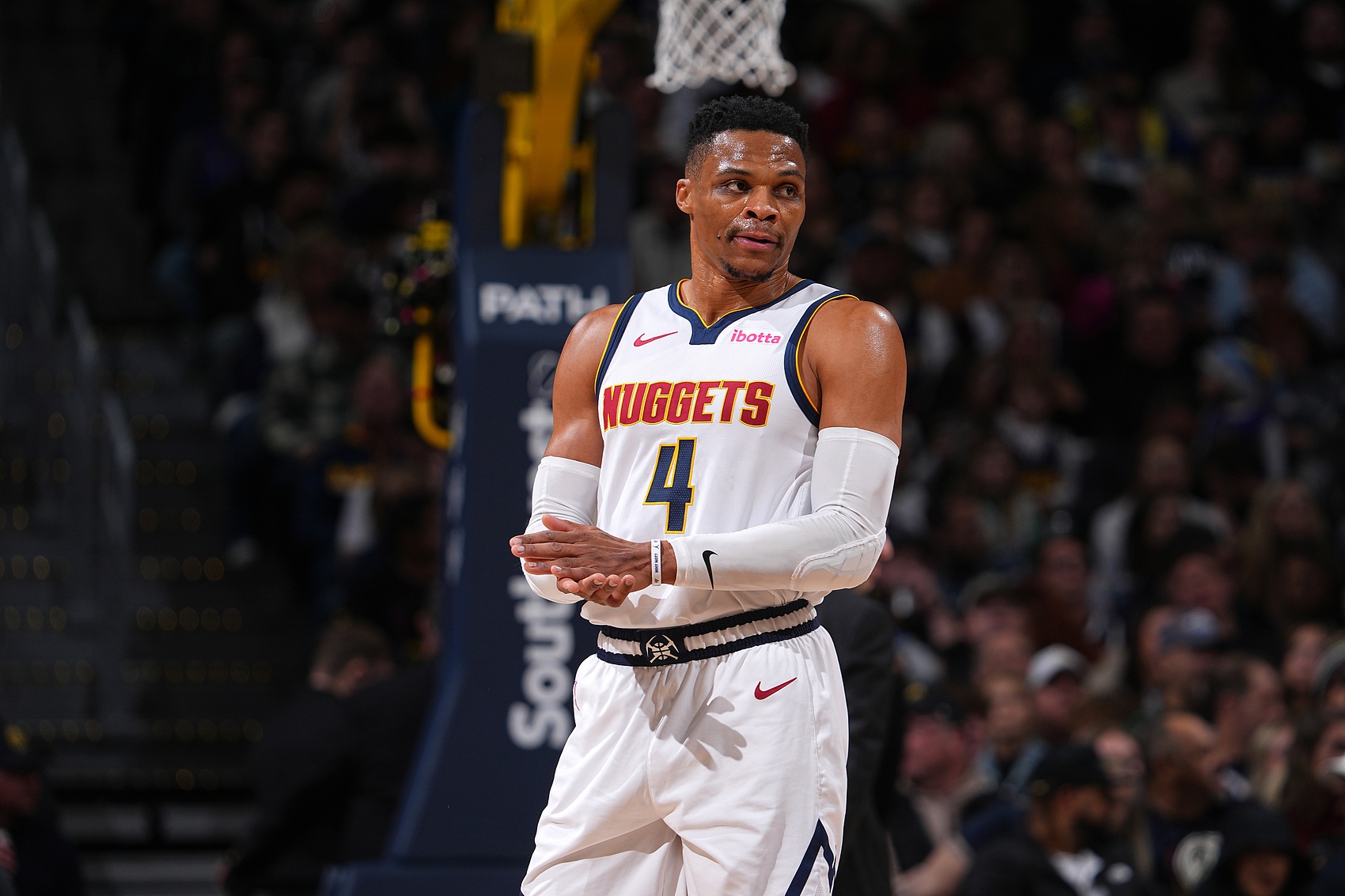 但重心放在 但重心放在