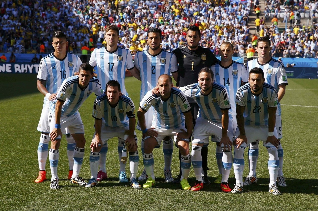 立一套可训 立一套可训